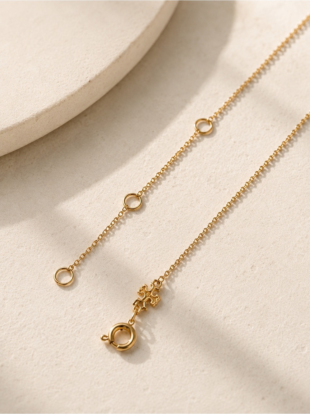✨ Tory Burch 18K GP GOLD Kira Clover Pave Logo Pendant Necklace - Picture 7 of 8